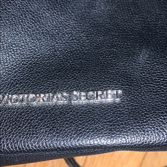 75%OFF** NWOT Victoria’s Secret Fringe Backpack’+ Freebie. **BEACH BAG** - Picture 8 of 12